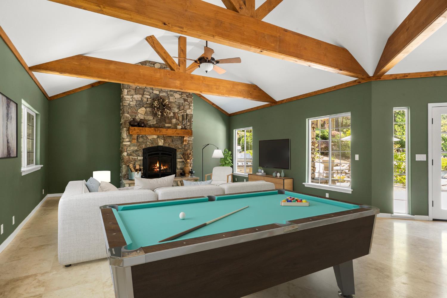 2611 Golden Fawn Trail