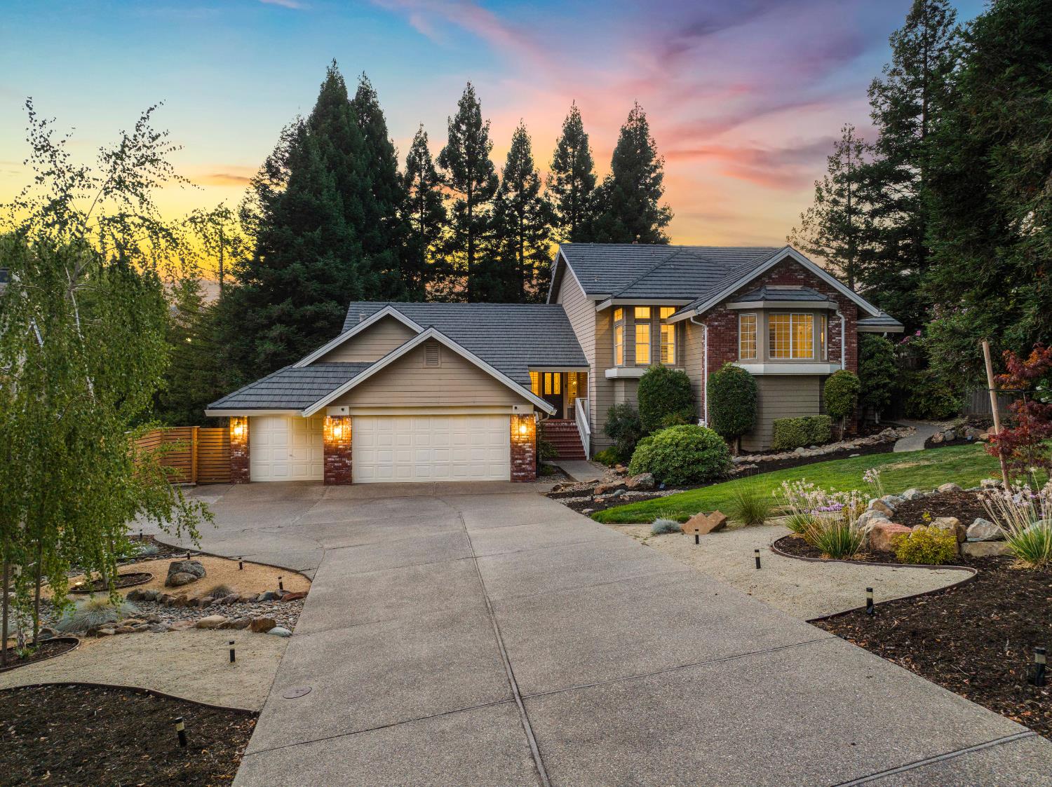 512 Santa Cruz Court