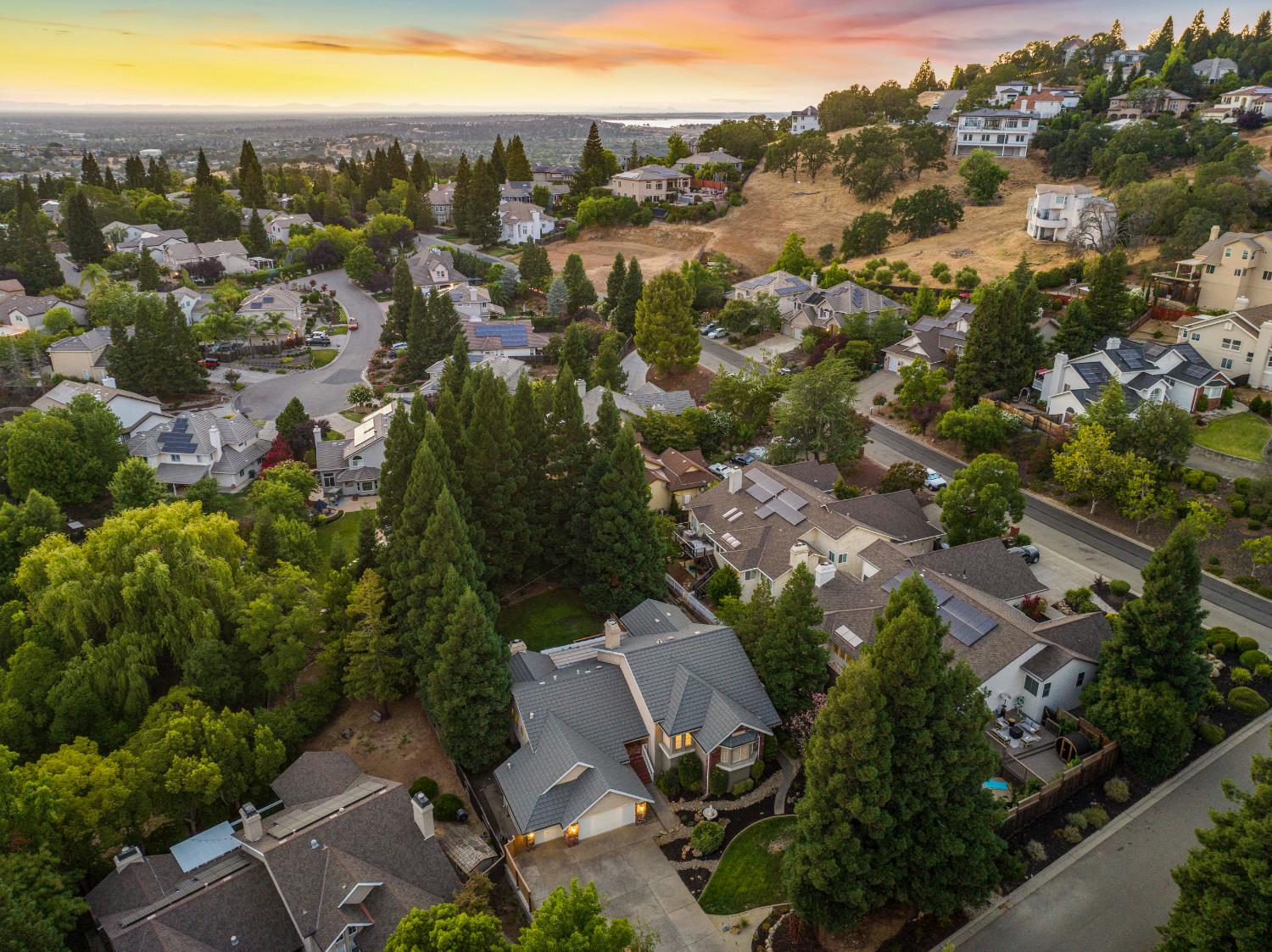 512 Santa Cruz Court