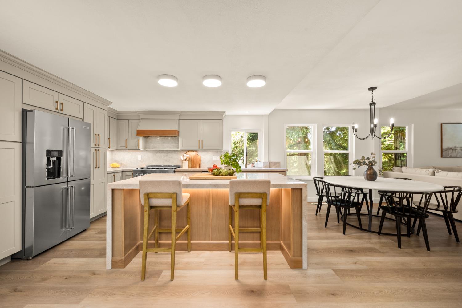 512 Santa Cruz Court