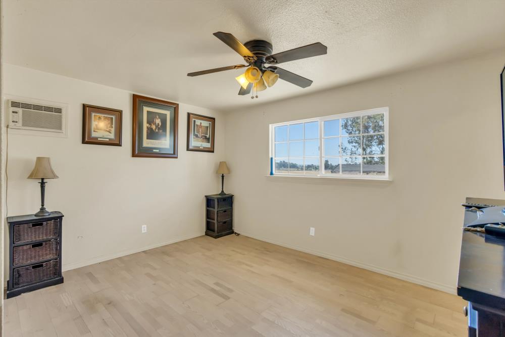 7494 Meadowlark Lane