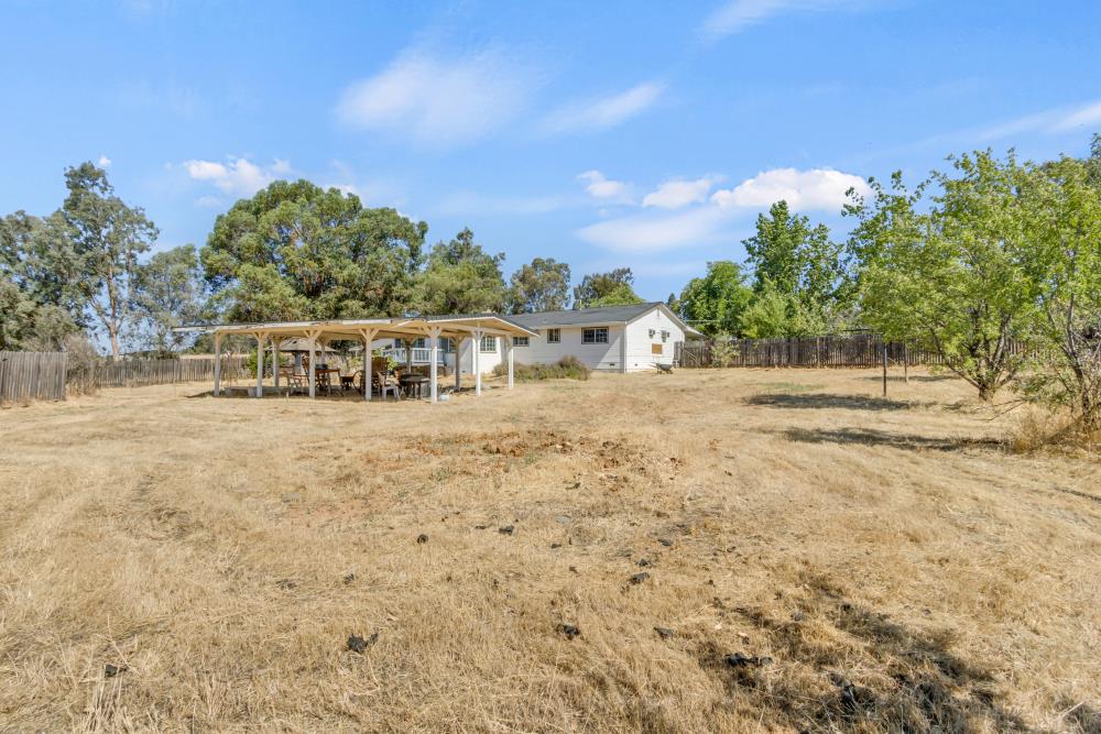 7494 Meadowlark Lane