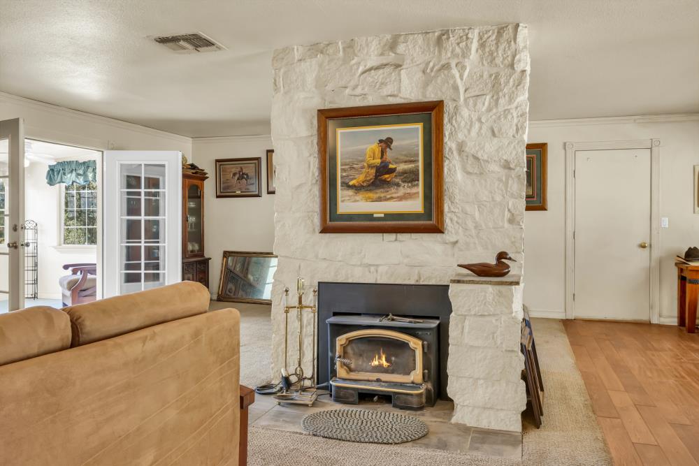 7494 Meadowlark Lane