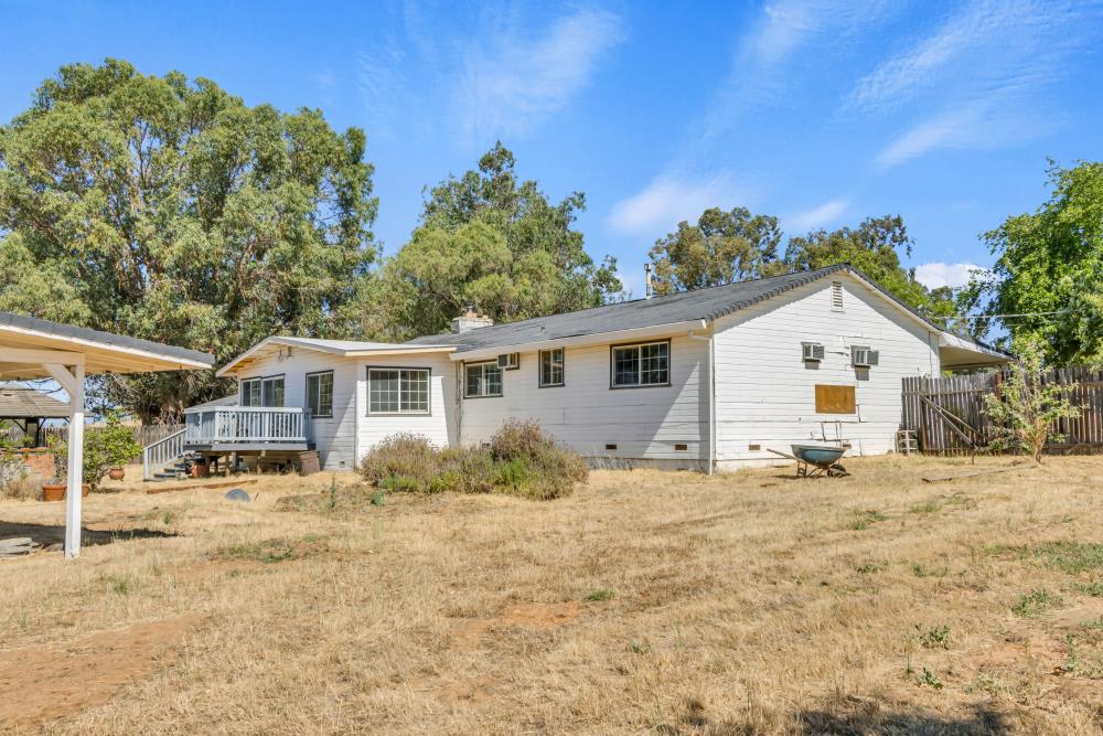 7494 Meadowlark Lane