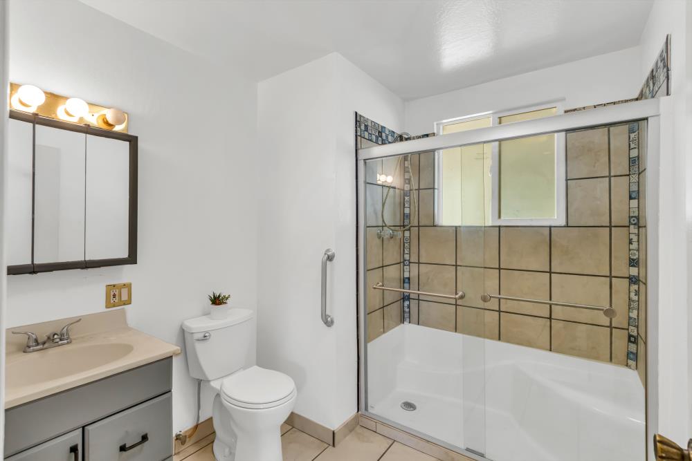 7494 Meadowlark Lane