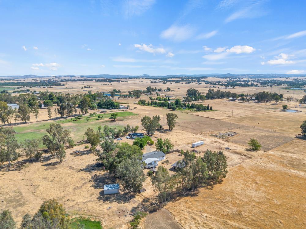 7494 Meadowlark Lane