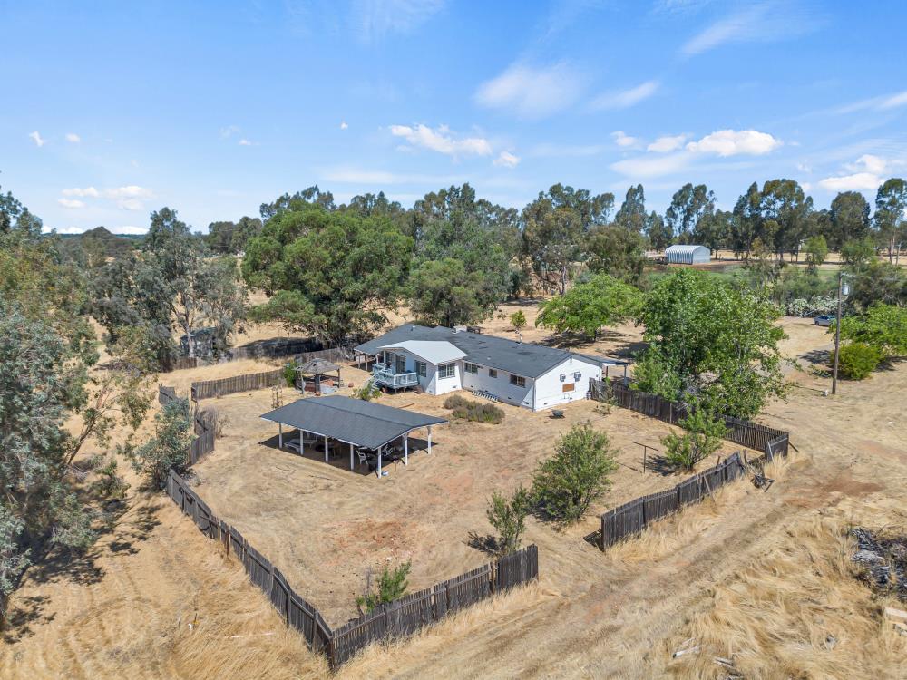 7494 Meadowlark Lane