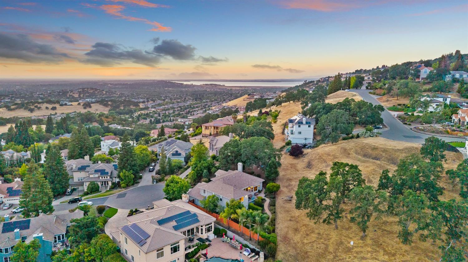 1324 Montridge Court