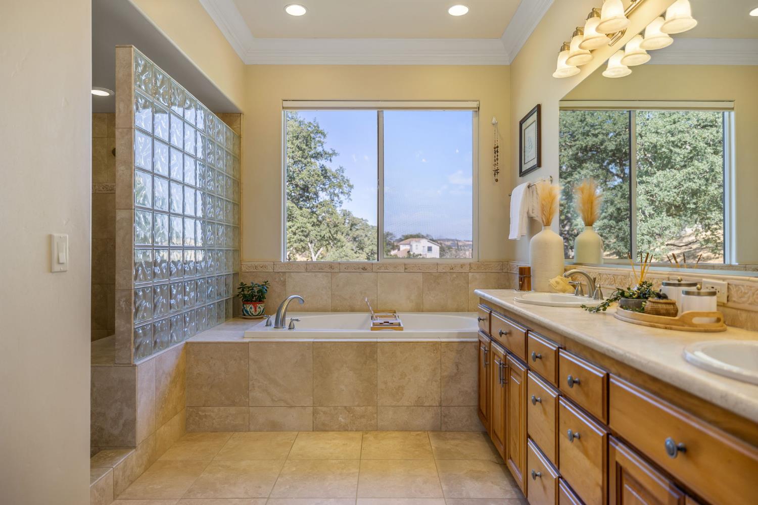 1324 Montridge Court