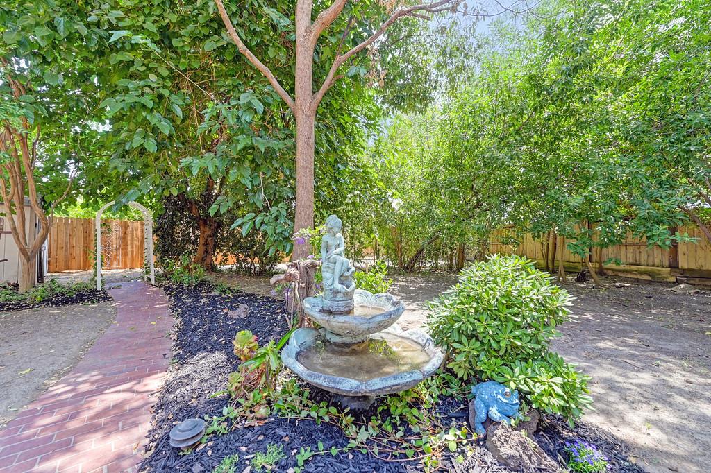 2238 Thurton Drive