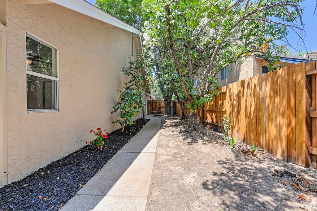 2238 Thurton Drive