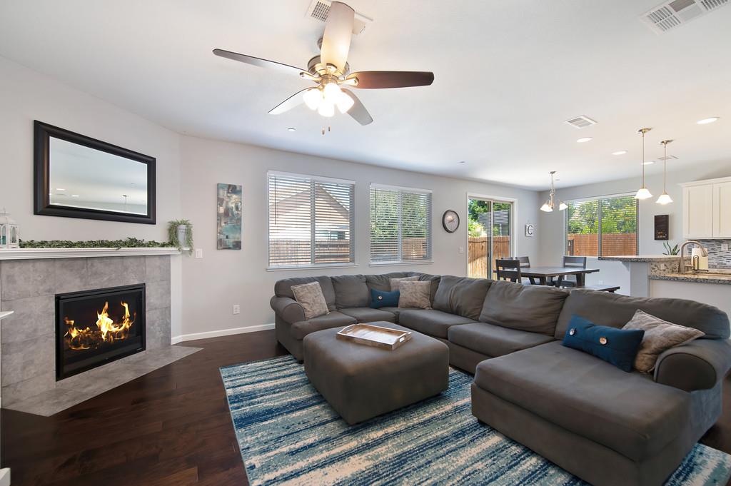 1423 High Noon Drive