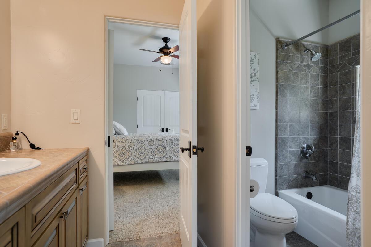 6921 Fallsbrook Court