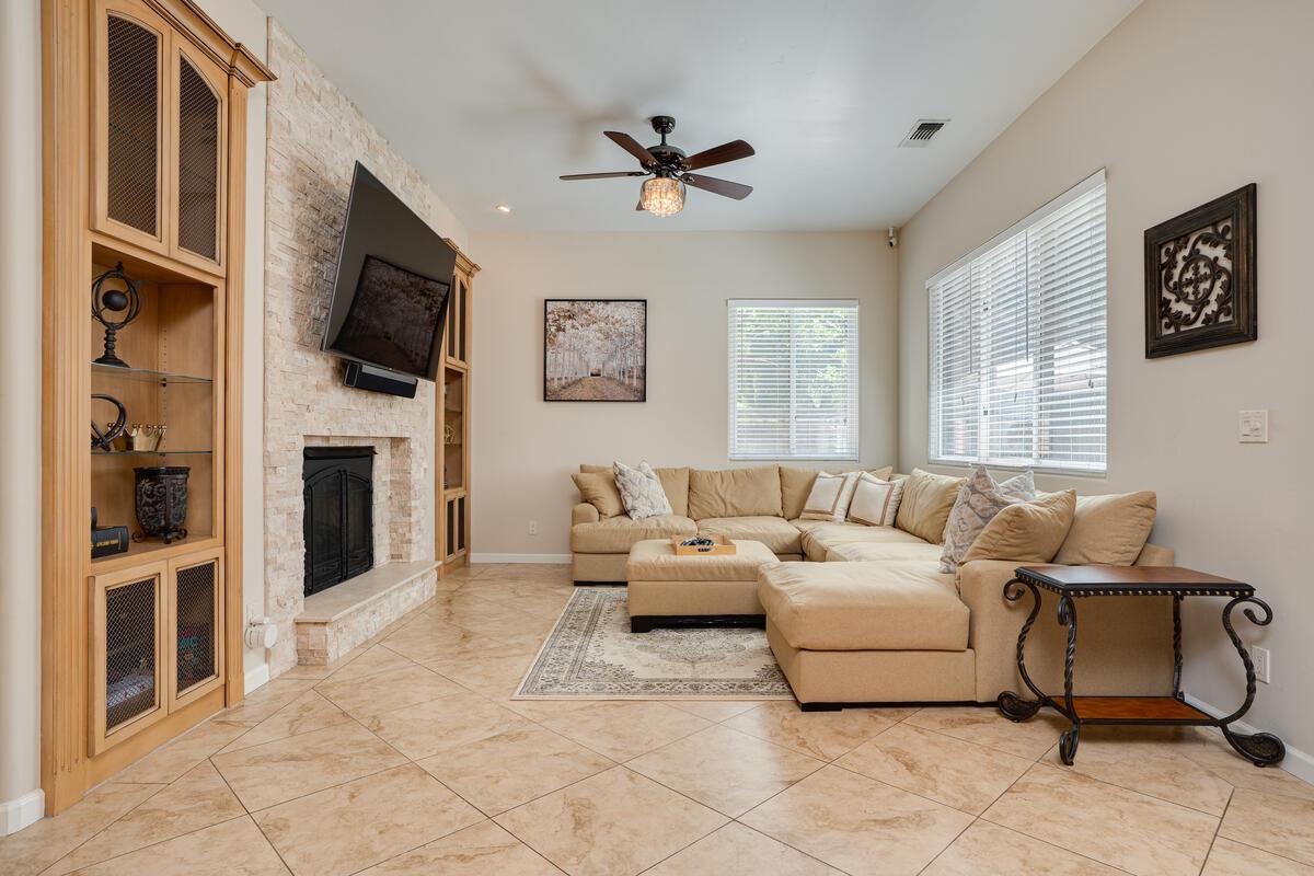 6921 Fallsbrook Court