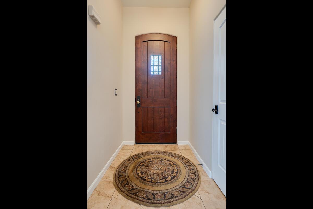 6921 Fallsbrook Court