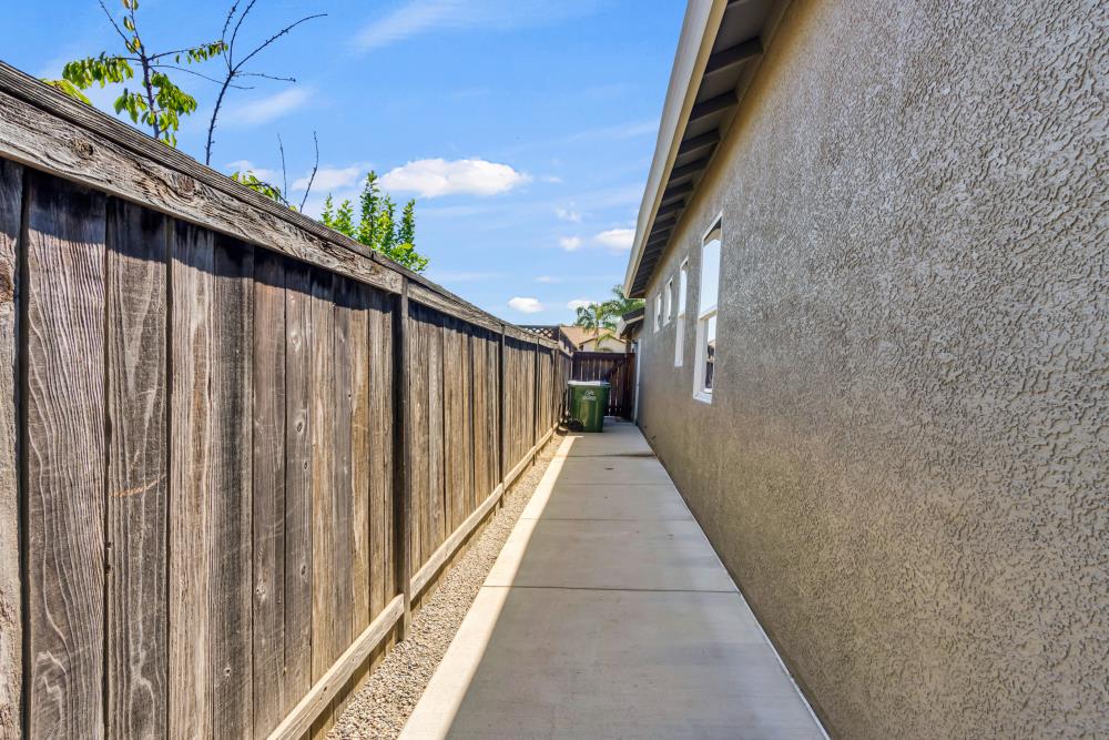 9688 Pasture Rose Court