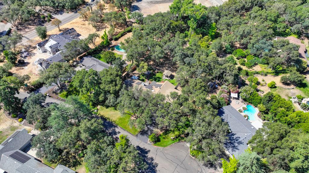 6222 Lou Court