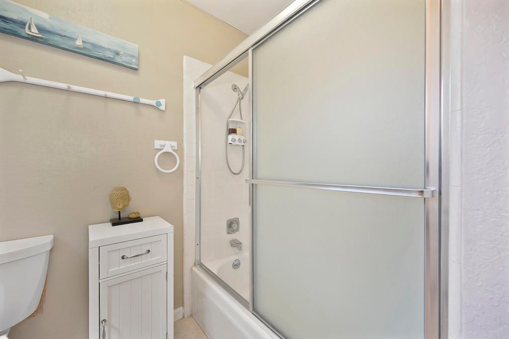 6222 Lou Court