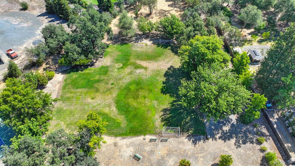 6222 Lou Court