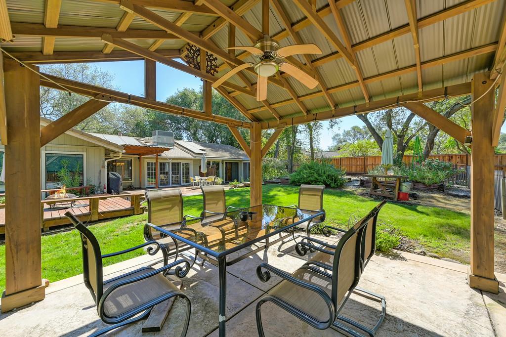6222 Lou Court