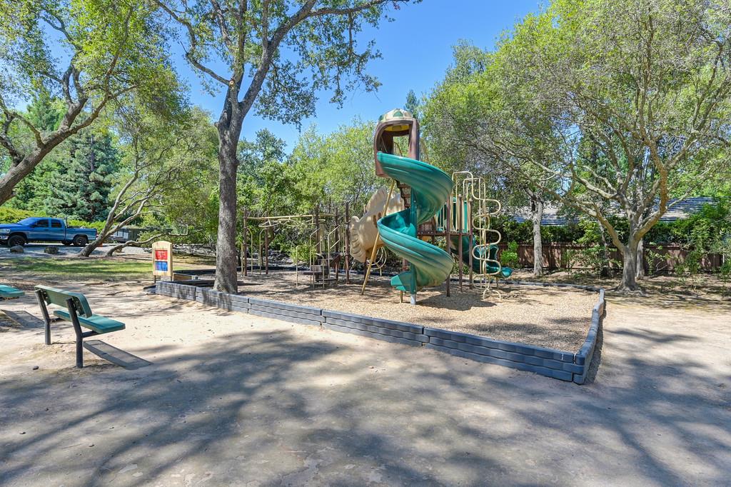 6222 Lou Court