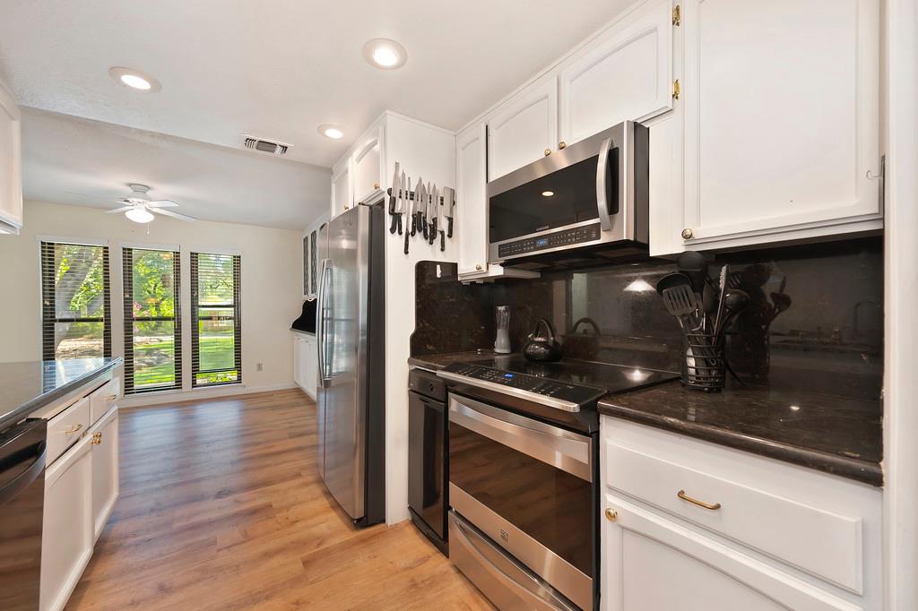 6222 Lou Court