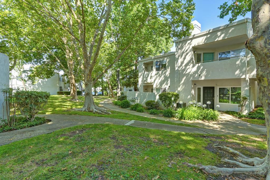 2561 Fulton Square Lane 59