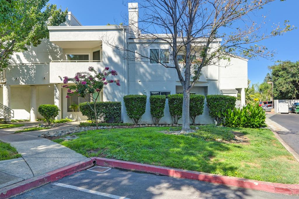 2561 Fulton Square Lane 59