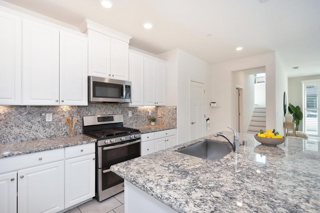 4009 Gunnar Drive