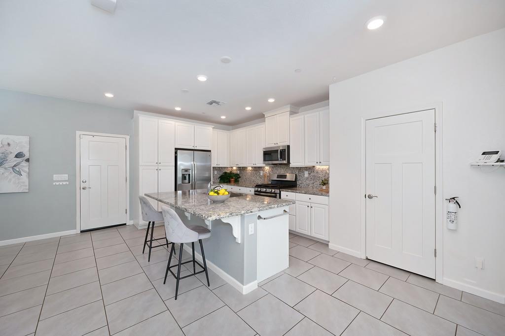 4009 Gunnar Drive