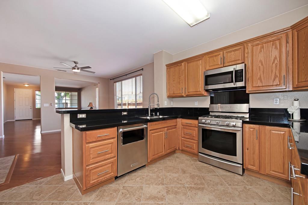 6820 Saddle Horse Way