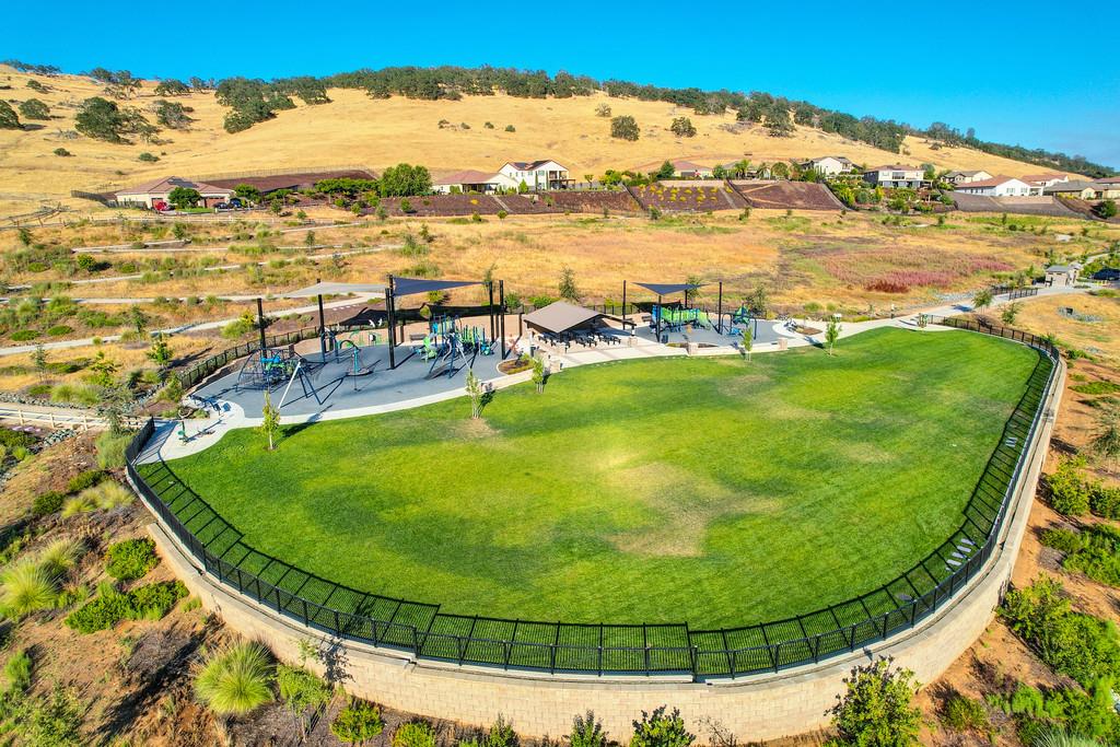 5529 Aspen Meadows Drive