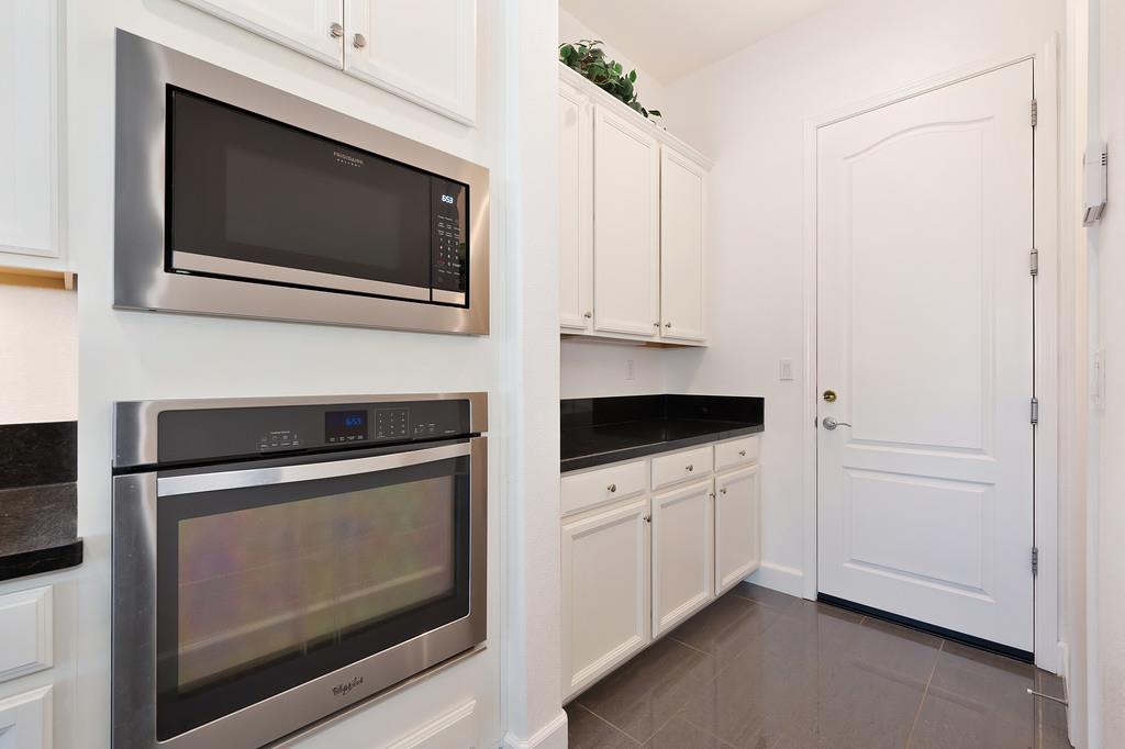 5529 Aspen Meadows Drive