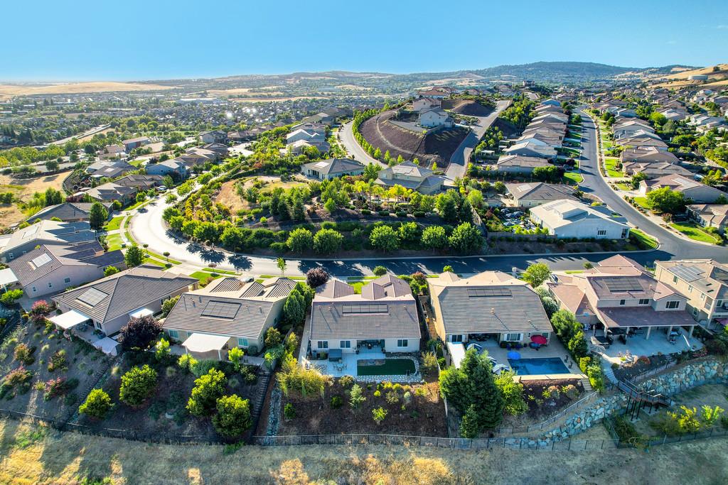 5529 Aspen Meadows Drive