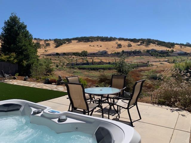 5529 Aspen Meadows Drive