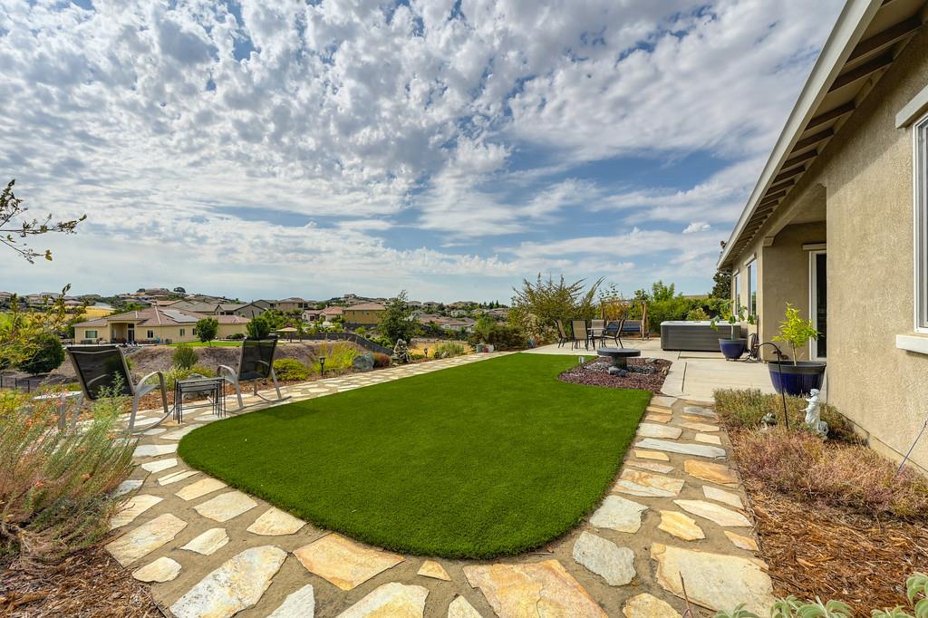 5529 Aspen Meadows Drive