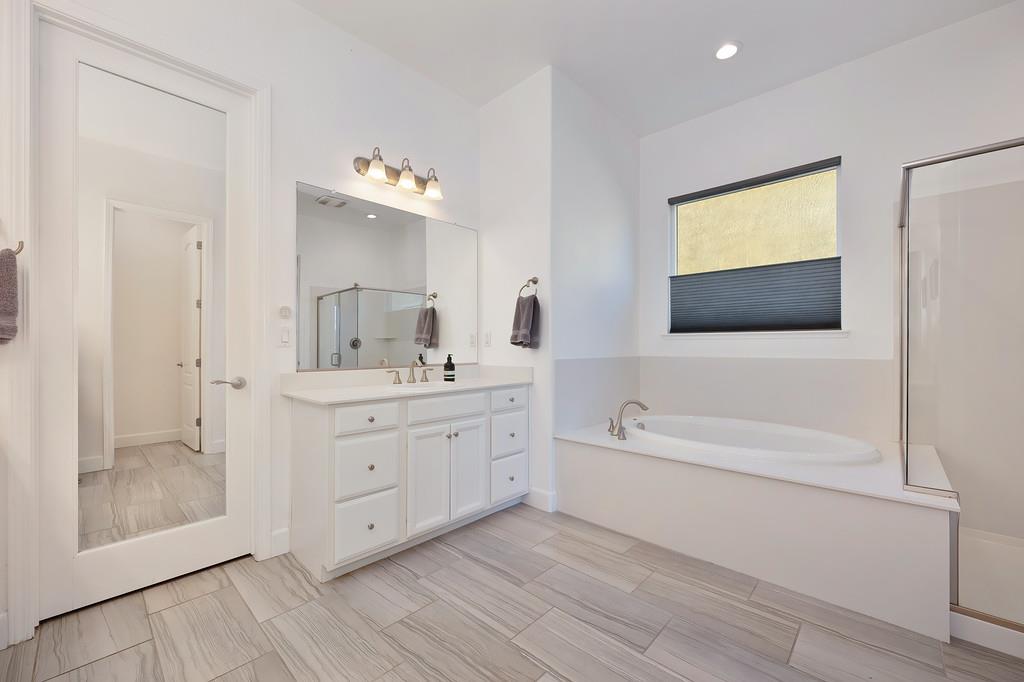 5529 Aspen Meadows Drive