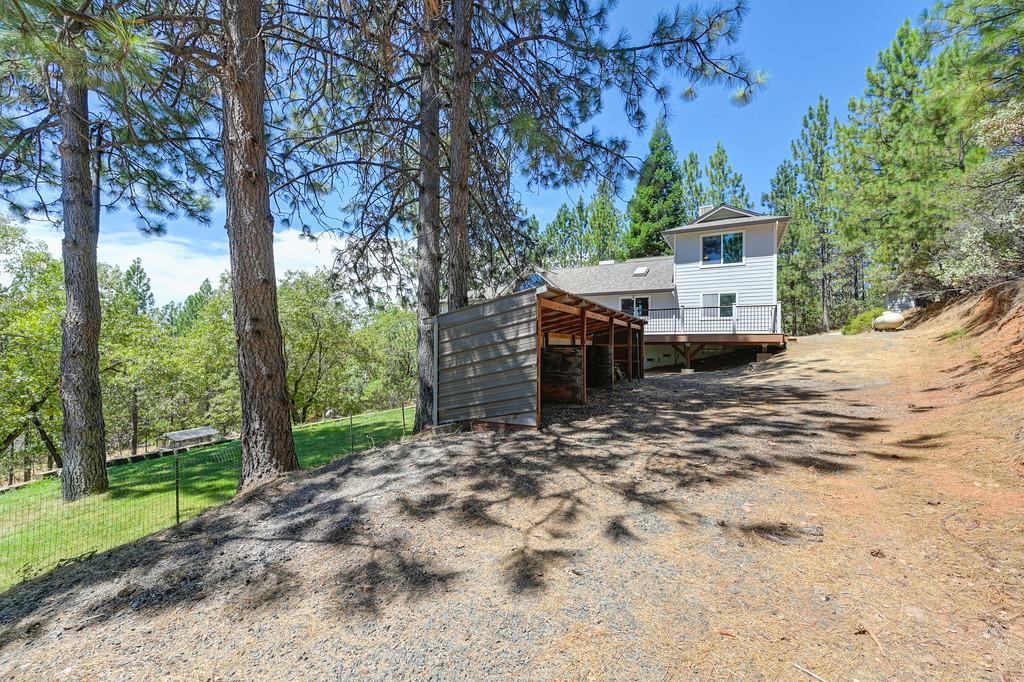 960 Cedar Pines Lane