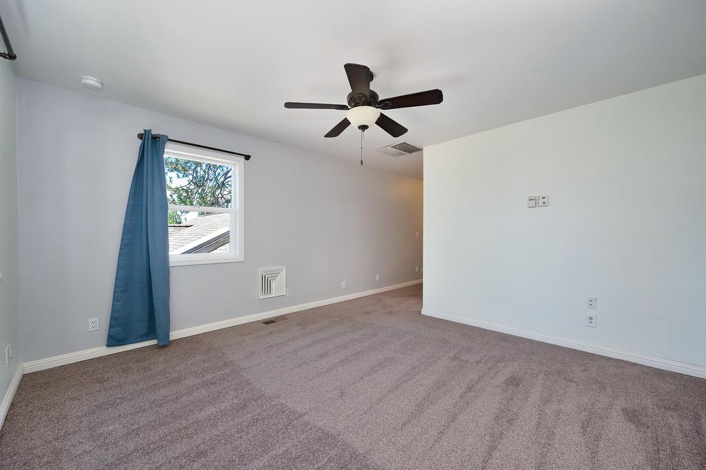 960 Cedar Pines Lane