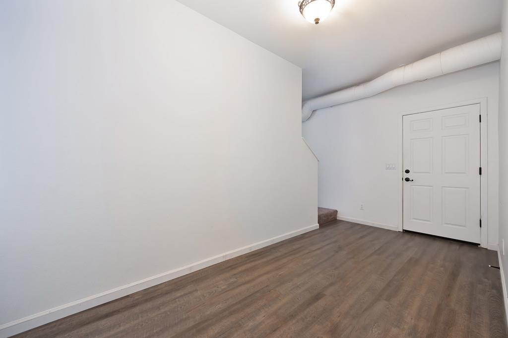 960 Cedar Pines Lane