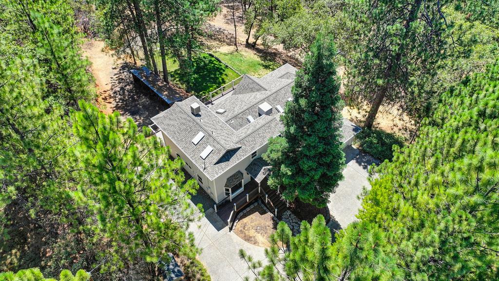 960 Cedar Pines Lane