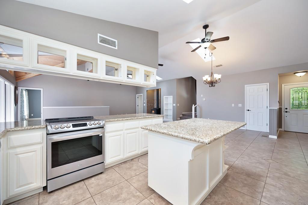 960 Cedar Pines Lane