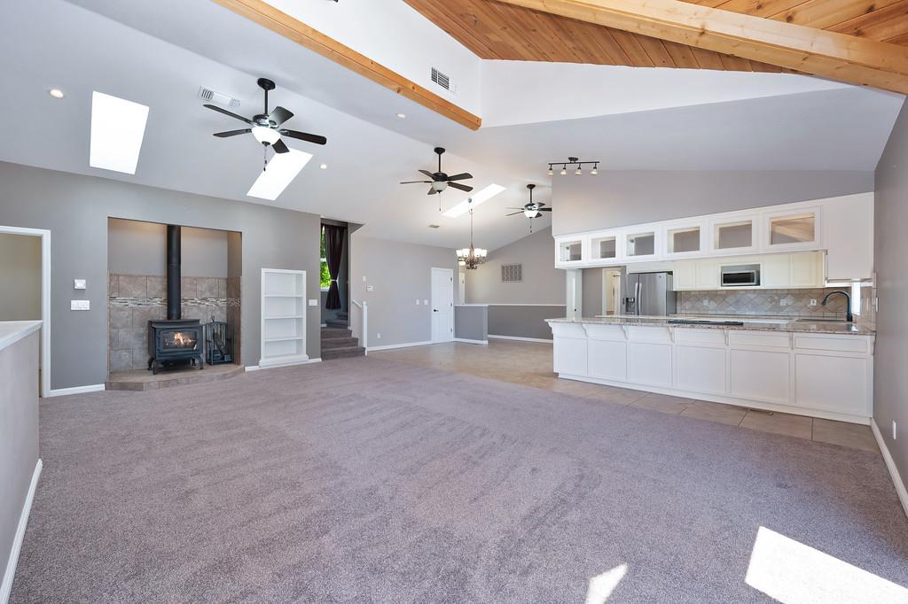 960 Cedar Pines Lane