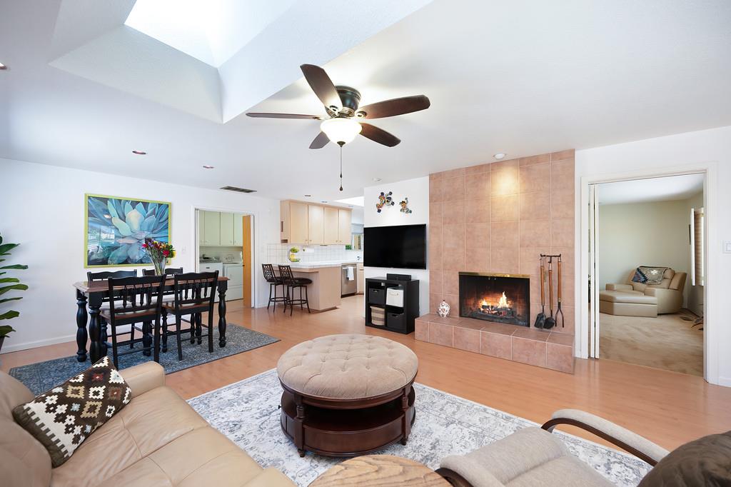 5741 Longwood Way