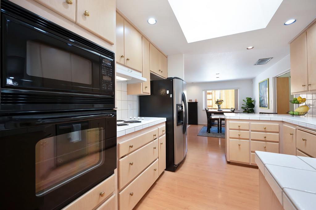 5741 Longwood Way