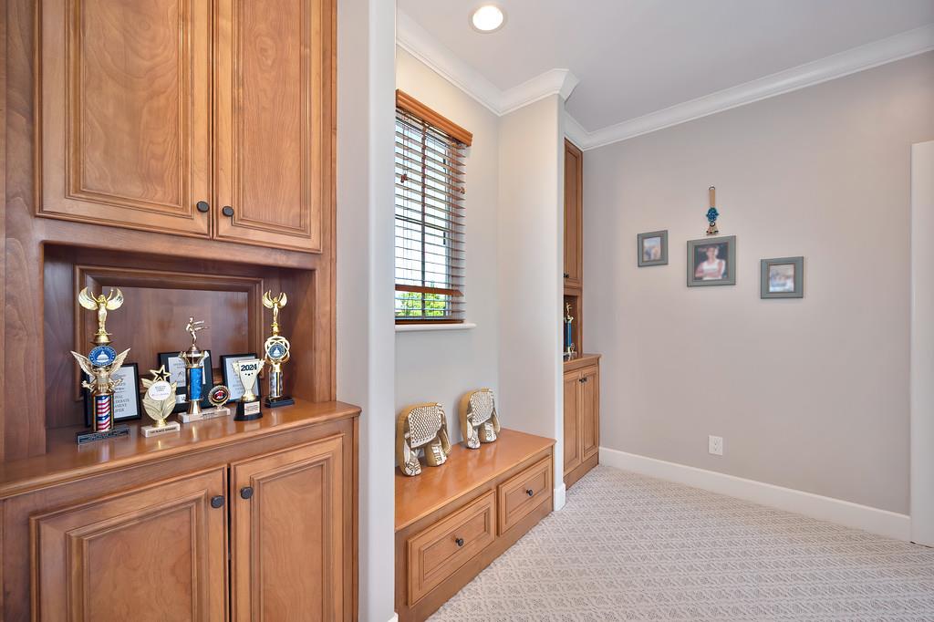 4885 Ketchum Court
