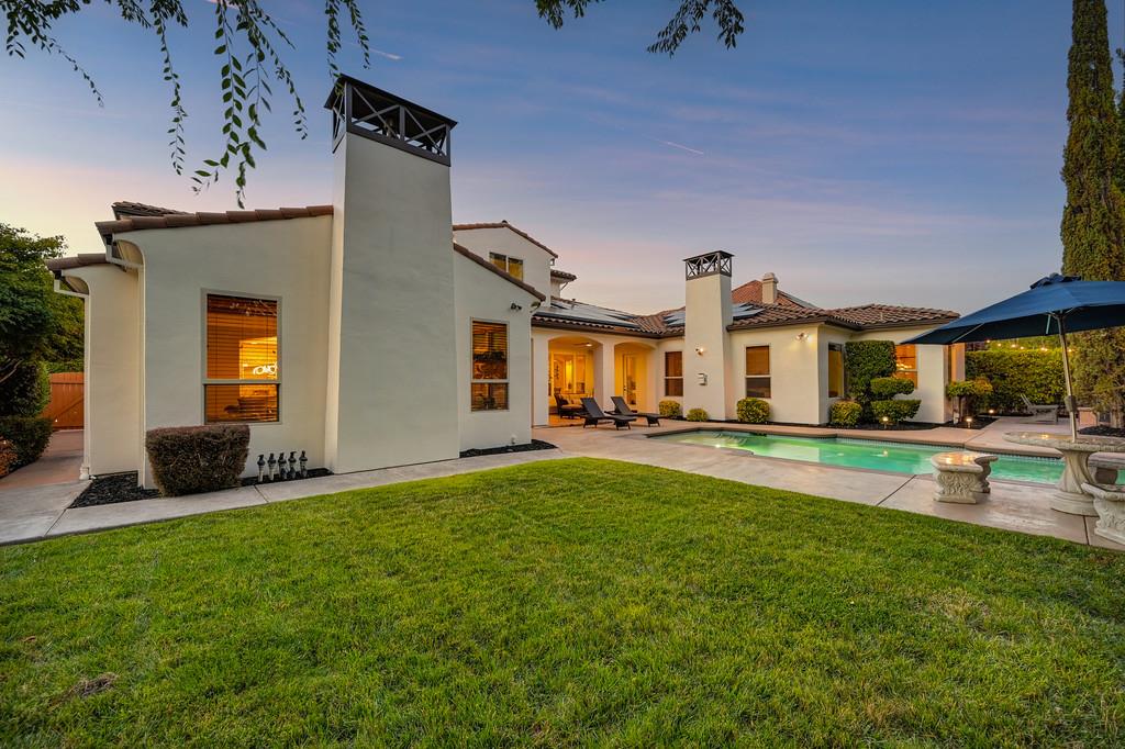 4885 Ketchum Court