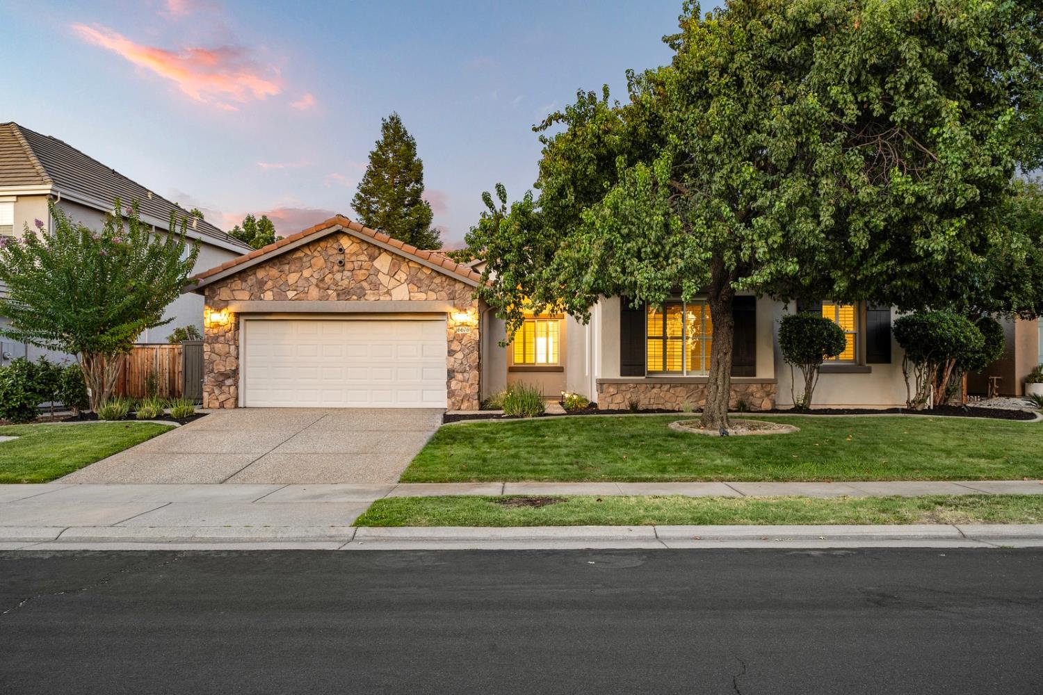 6676 Rose Bridge Drive