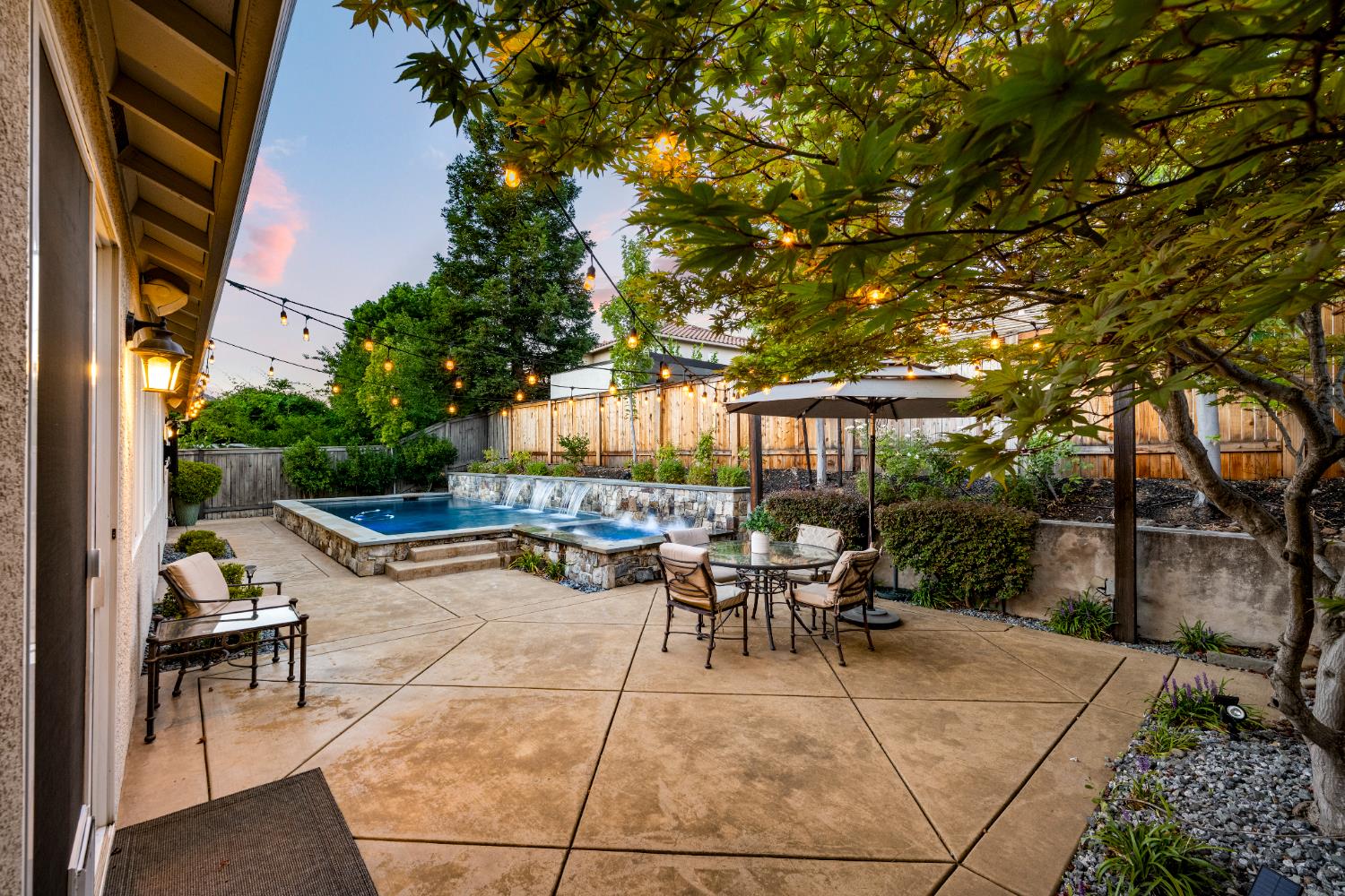 6676 Rose Bridge Drive