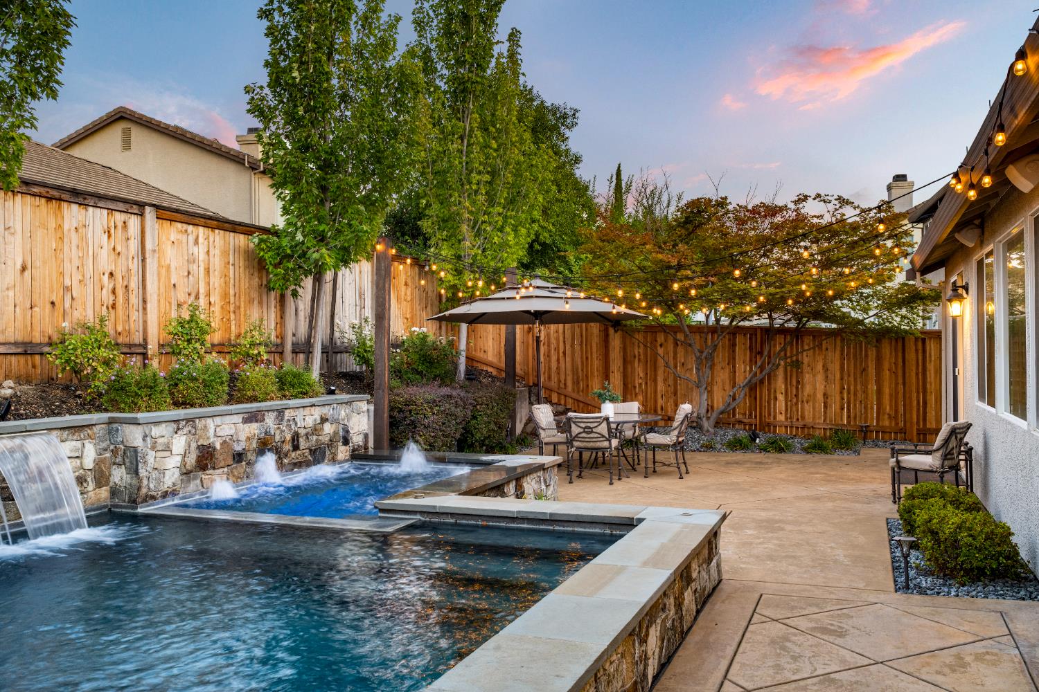 6676 Rose Bridge Drive